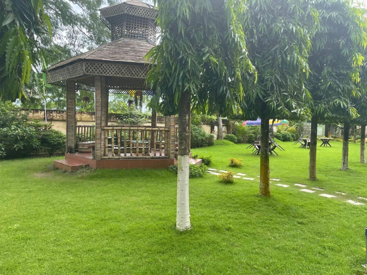 Tea Resort Saraswatipur Shaugaon Exterior photo